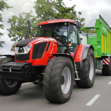 Pronájem soupravy Zetor/McCormick + Joskin Drakkar