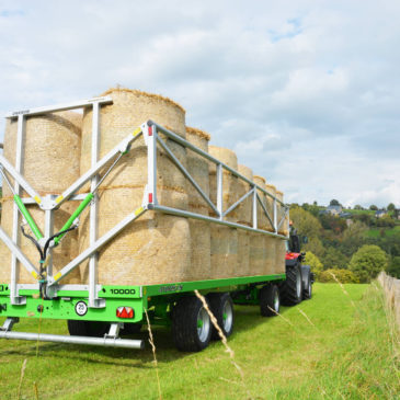 Hydraulické bočnice na tažených přepravnících balíků Joskin WAGO