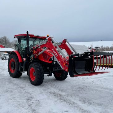 Předání traktoru Zetor Proxima 100 HS